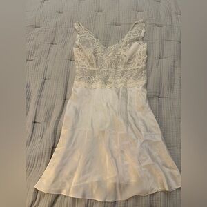 Hanky Panky Ivory Lace Chemise NWT